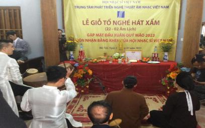 Trung tâm phát triển nghệ thuật Âm nhạc Việt Nam nhận Bằng khen của Hội Nhạc sĩ Việt Nam