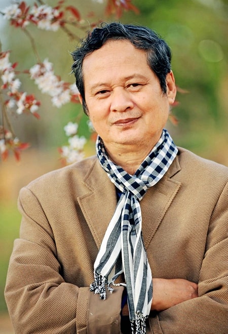 “Đêm nghe hát đò đưa nhớ Bác” “Đêm nghe hát đò đưa nhớ Bác”