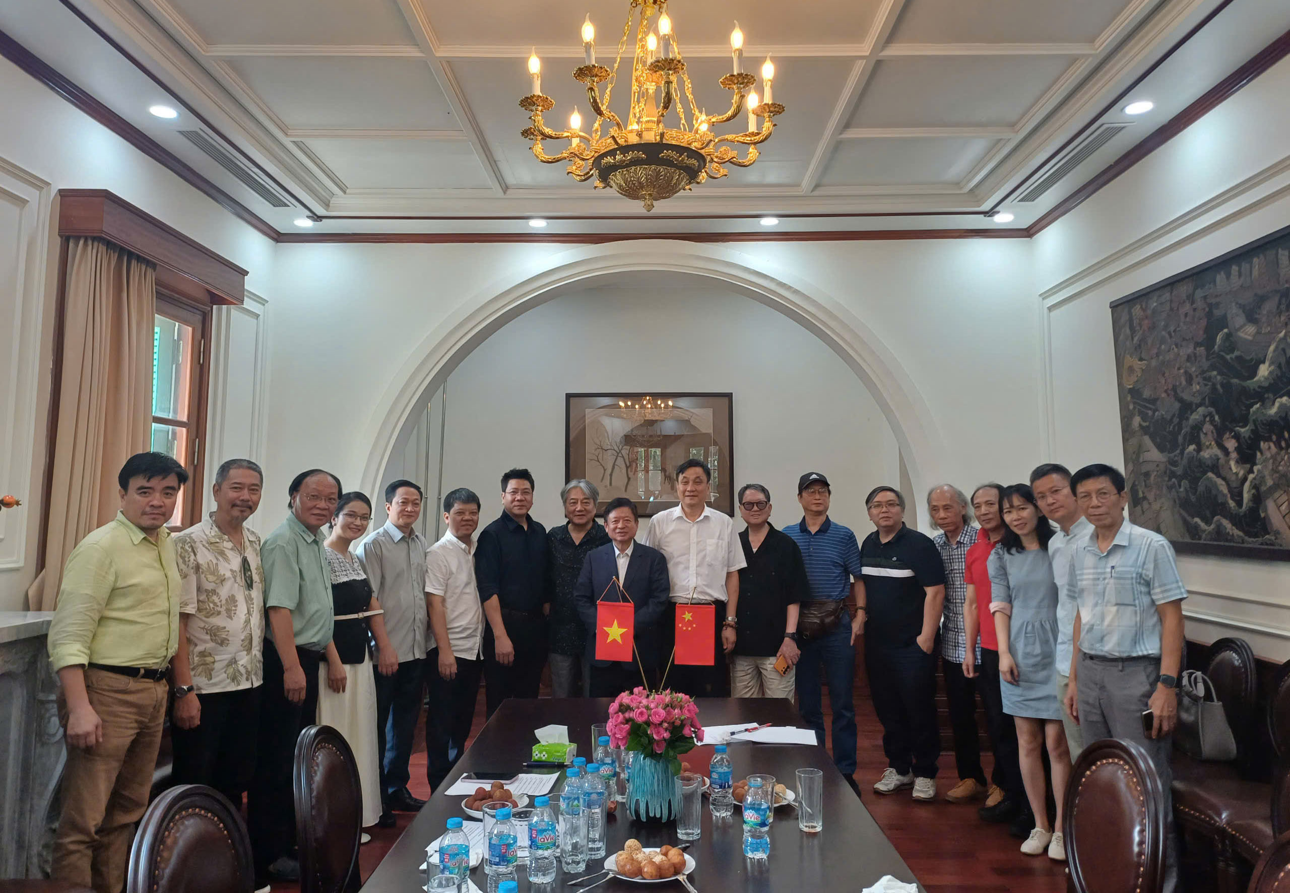 Đoàn nhạc sĩ Học viện nghệ thuật Quảng Tây đi thực tế sáng tác tại Việt Nam Đoàn nhạc sĩ Học viện nghệ thuật Quảng Tây đi thực tế sáng tác tại Việt Nam
