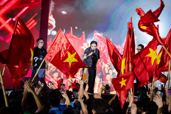 Sôi động âm nhạc ca ngợi quê hương, đất nước