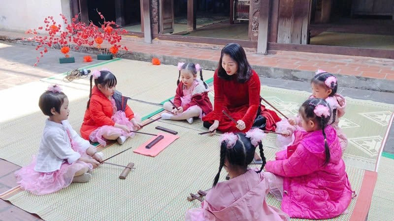 Giữ lửa cho ca trù: Hồi sinh di sản trong lòng thời đại mới