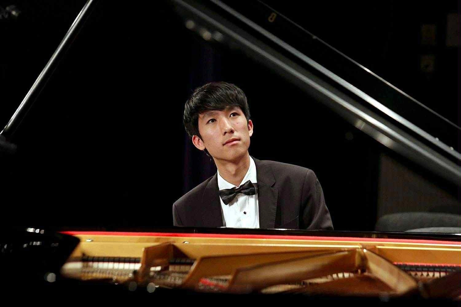 Học trò nghệ sĩ Đặng Thái Sơn thắng giải Chopin Học trò nghệ sĩ Đặng Thái Sơn thắng giải Chopin