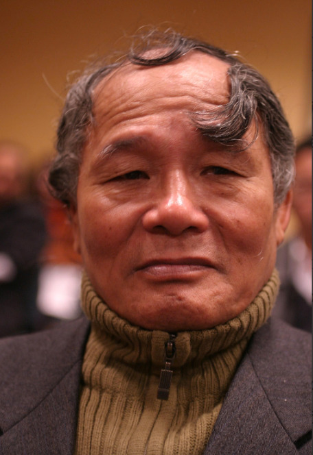 Nhiều hơn "Thời hoa đỏ"