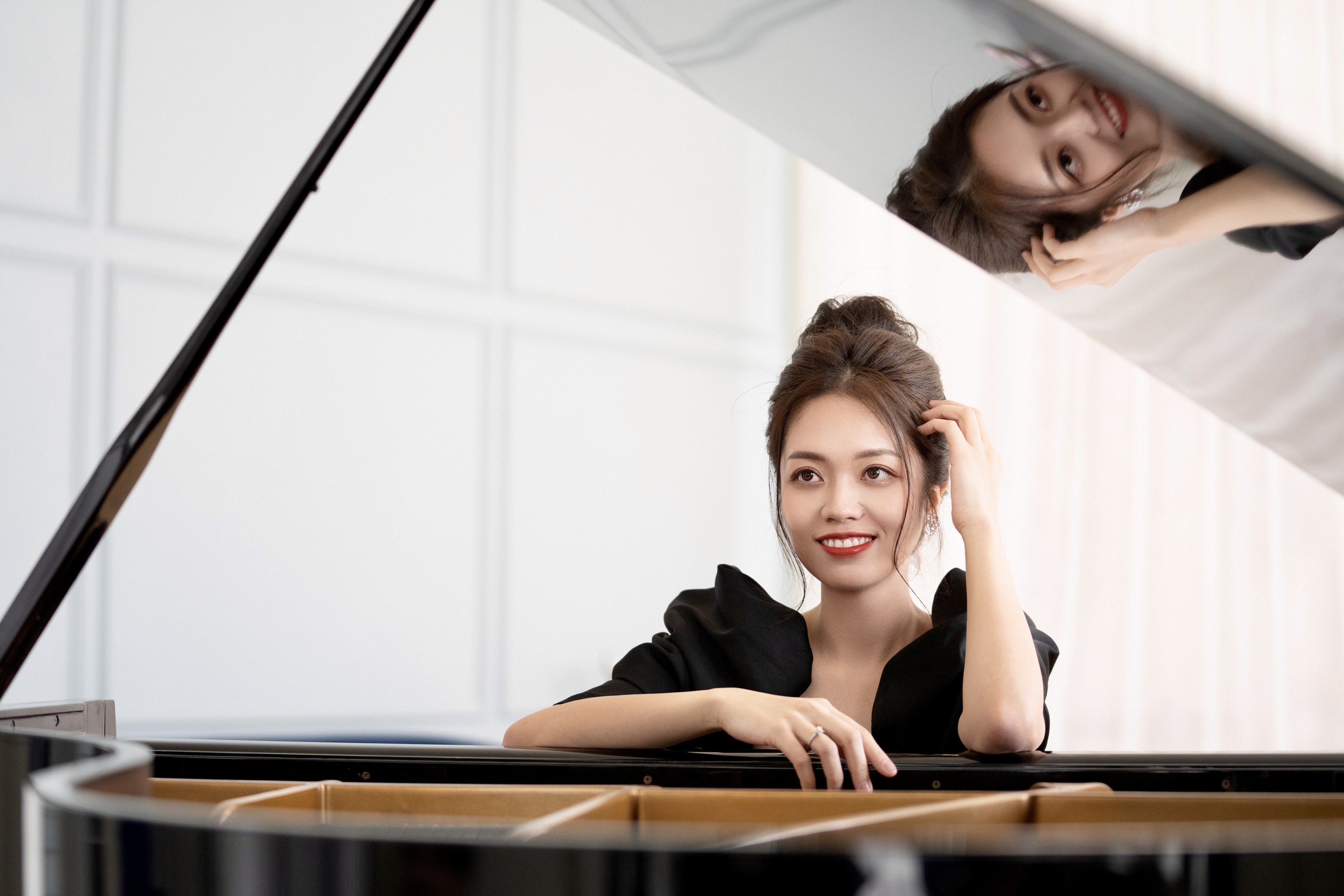 HAZEL NGUYEN – TINH THẦN QUỐC TẾ, TRÁI TIM VIỆT NAM