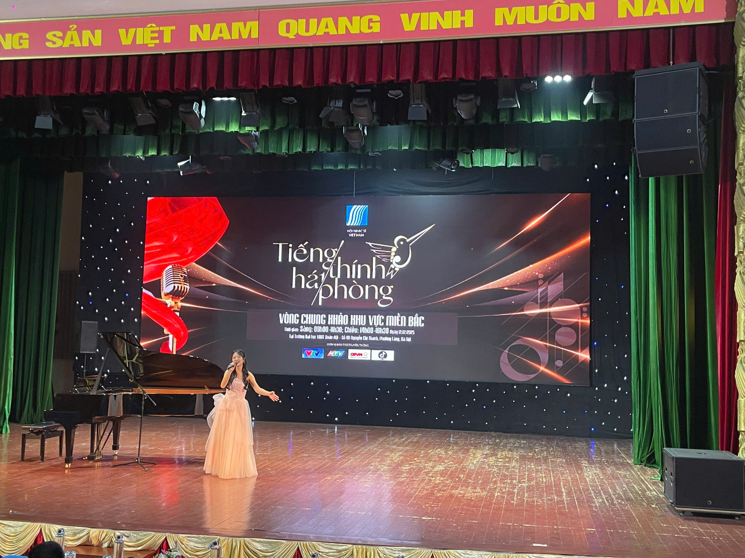 KHÉP LẠI VÒNG CHUNG KHẢO CUỘC THI "TIẾNG HÁT THÍNH PHÒNG TOÀN QUỐC 2025" - KHU VỰC PHÍA BẮC 