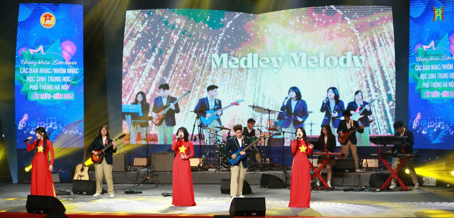 Âm nhạc nuôi dưỡng tâm hồn học trò