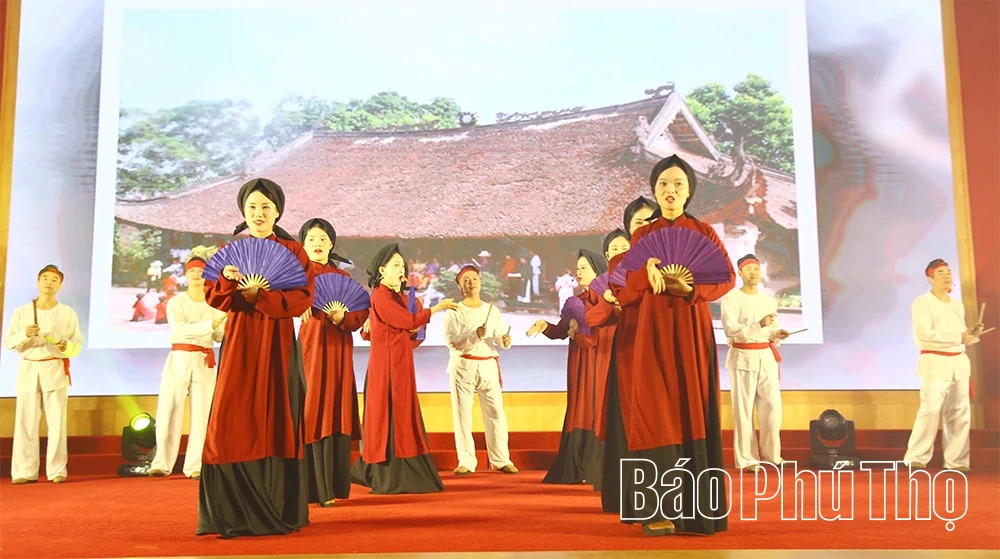 Gìn giữ và phát huy di sản văn hóa đại diện của nhân loại.