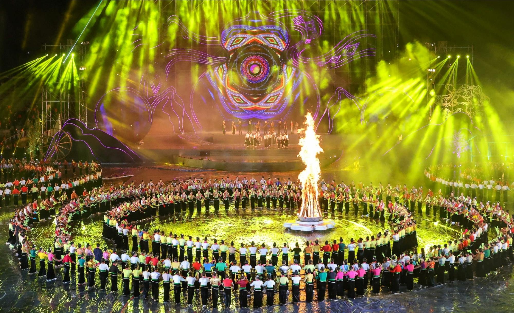 Xòe Thái - “bản giao hưởng” gắn kết cộng đồng