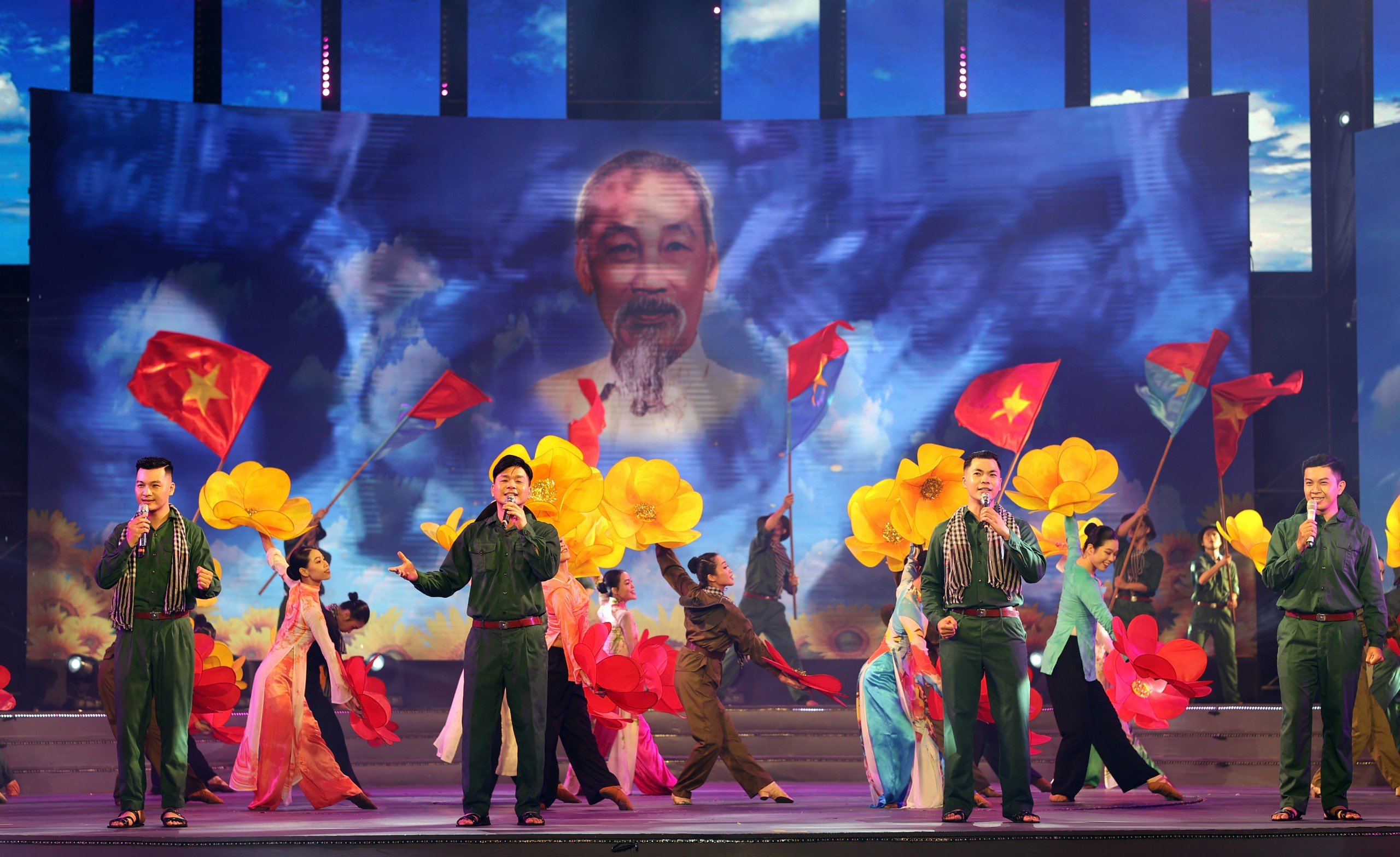 Âm nhạc giáo dục nhân cách và nhân cách trong âm nhạc