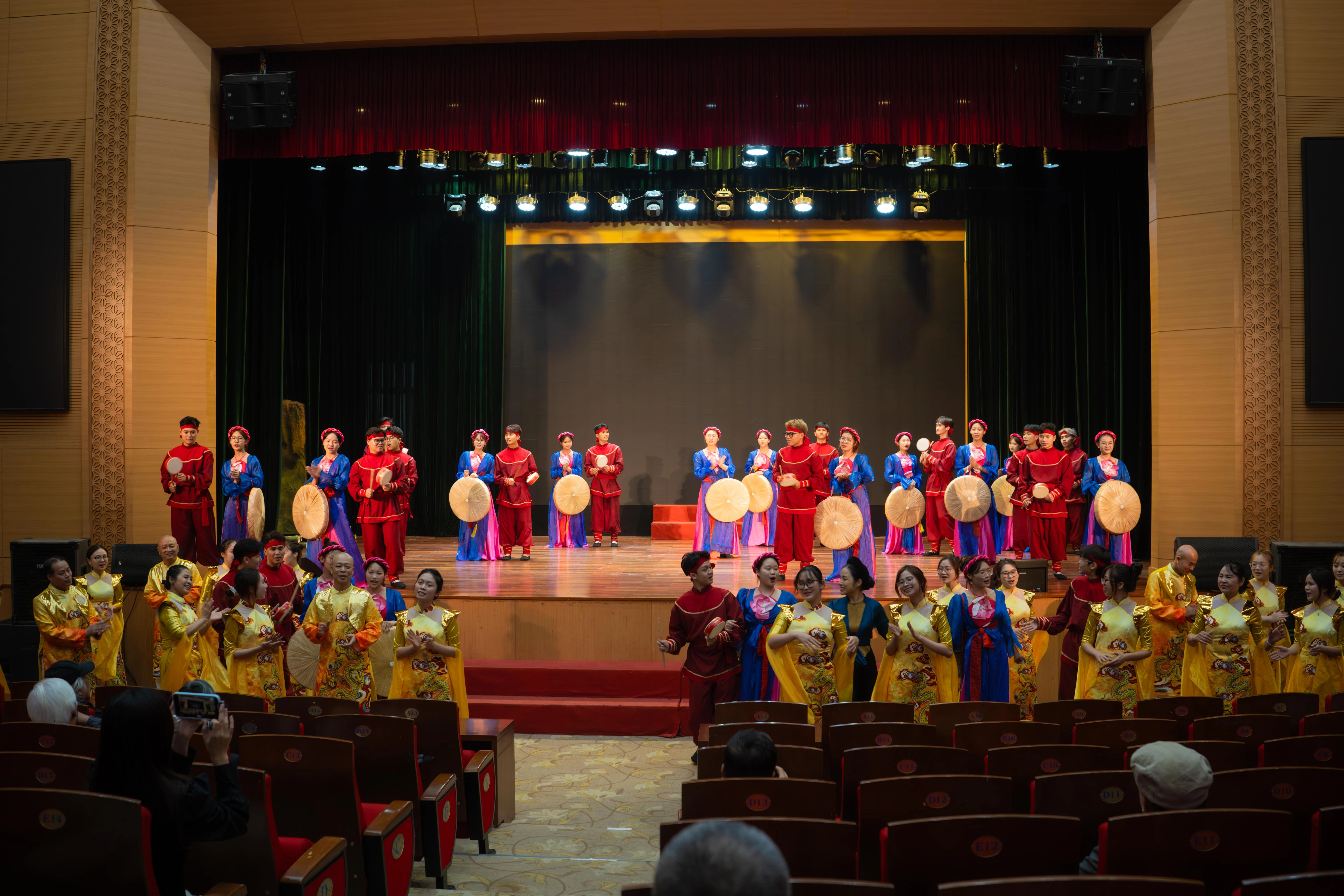 Nhạc sĩ Nguyễn Cường dàn dựng ca kịch đặc biệt về anh hùng Hoàng Hoa Thám