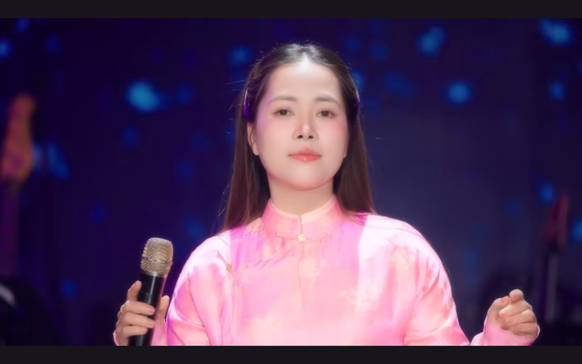 Người Em Vỹ Dạ