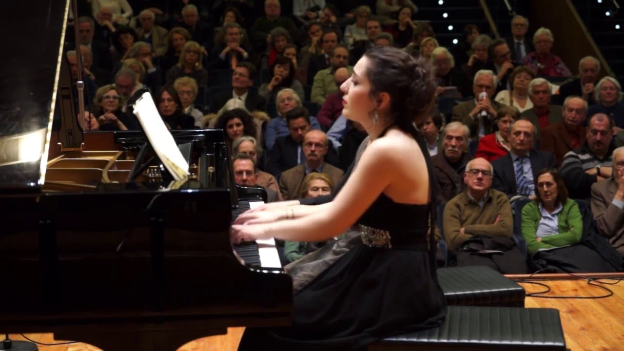 Schubert: Fantasia giọng Pha thứ cho piano 4 tay