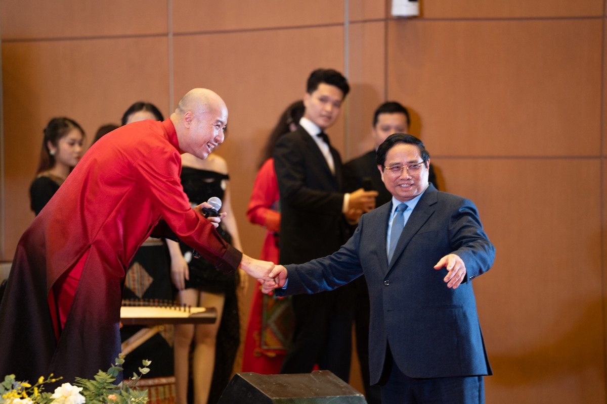 Nhạc trưởng Đồng Quang Vinh