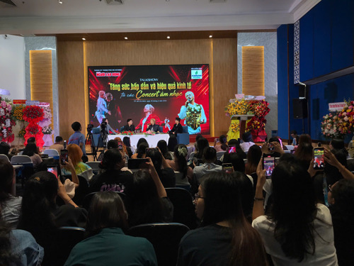 Concert âm nhạc Việt bùng nổ nhưng chưa "êm"