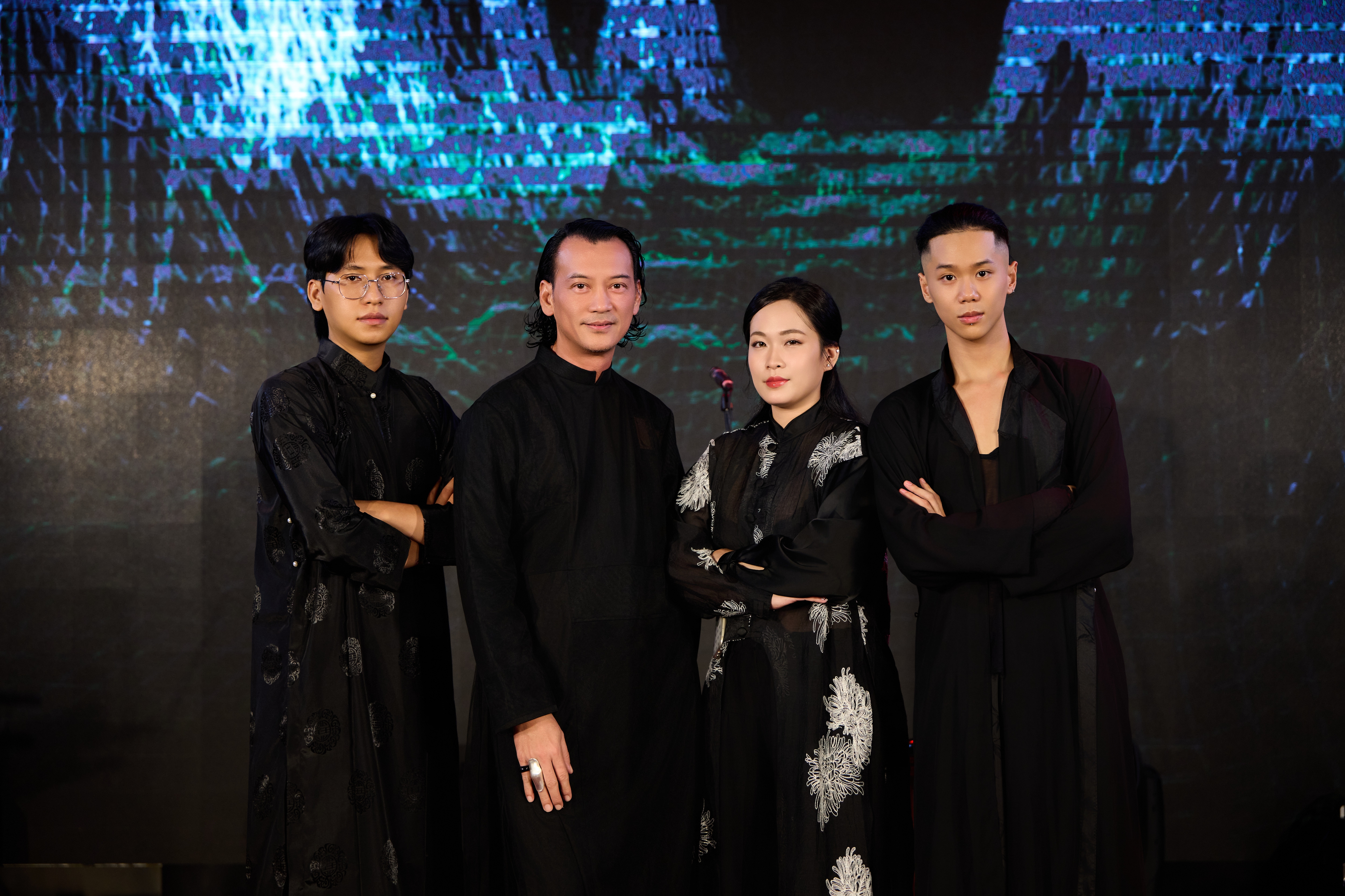 Chương trình “Giao Thoa - When Two Waves Meet”